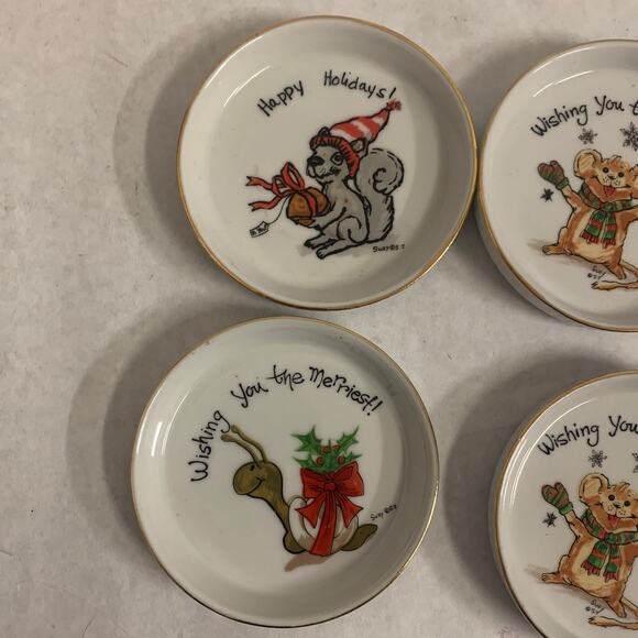 Vintage Suzy’s Zoo Christmas trinket dishes, holiday coasters, 1976 enesco - Picture 4 of 5